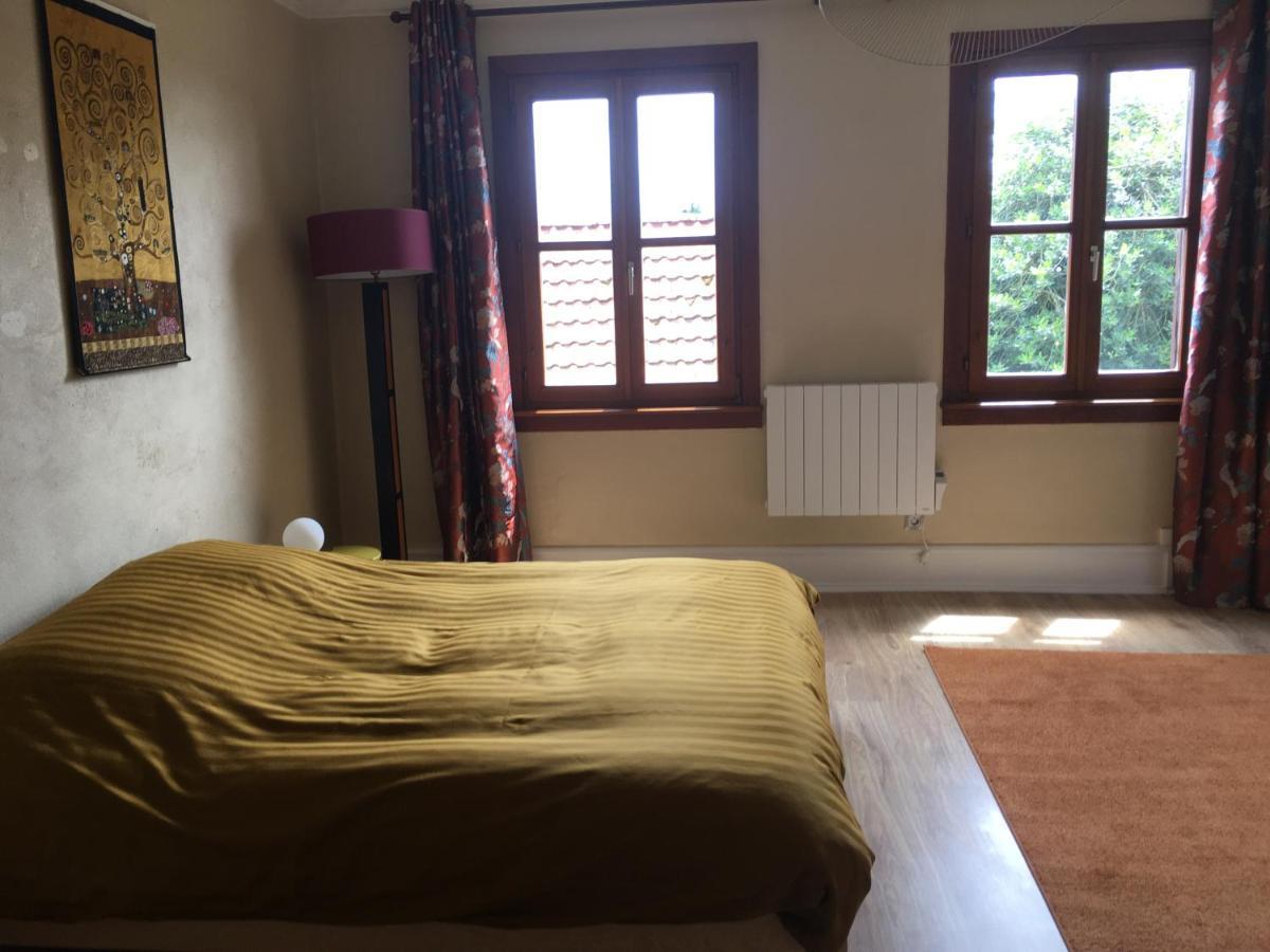 Au Relais De L'Histoire Gite Classe 4 Etoiles Oberbronn Bagian luar foto