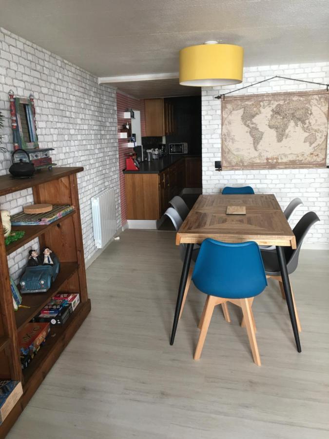 Au Relais De L'Histoire Gite Classe 4 Etoiles Oberbronn Bagian luar foto